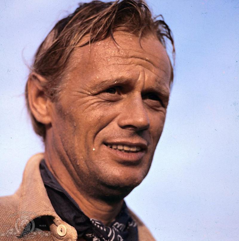 Richard Widmark in The Alamo - John Wayne quotes meant eating humble pie