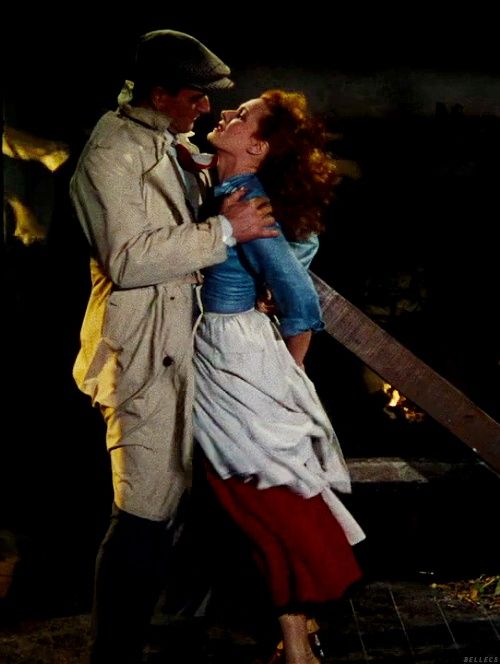 John Wayne & Maureen O'Hara kissing scene in The Quiet Man